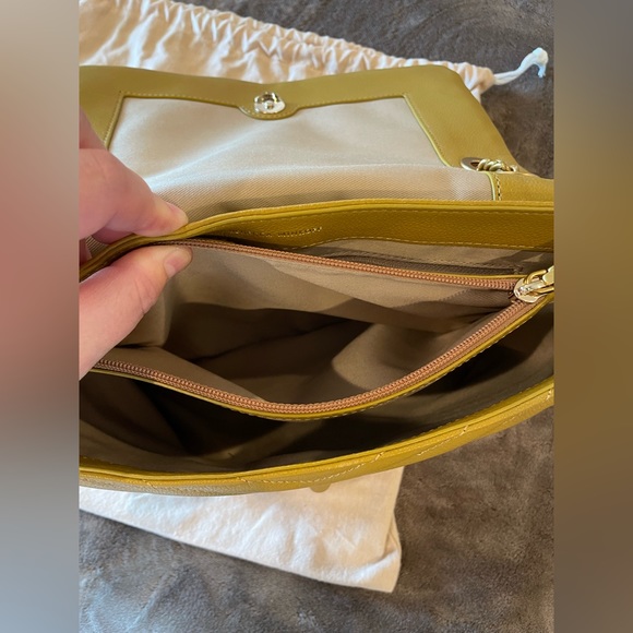 Rebecca Minkoff Edie Flap Shoulder Bag in Ambra - Picture 9 of 12